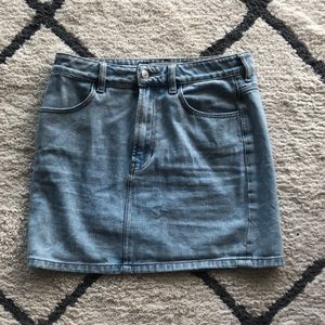 DENIM BRANDY MELVILLE SKIRT